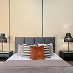 Majestic Residence -150M2 With Iconic Market Square View As Home Apartamenty R506