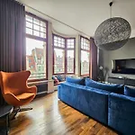 Majestic Residence -150M2 With Iconic Market Square View As Home Apartamenty R506